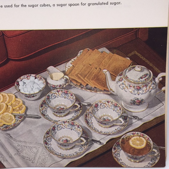 Vintage Glamour and the Hostess 1960s Marie Holmes Chatelaine Spiral Bound Book - Picture 11 of 15